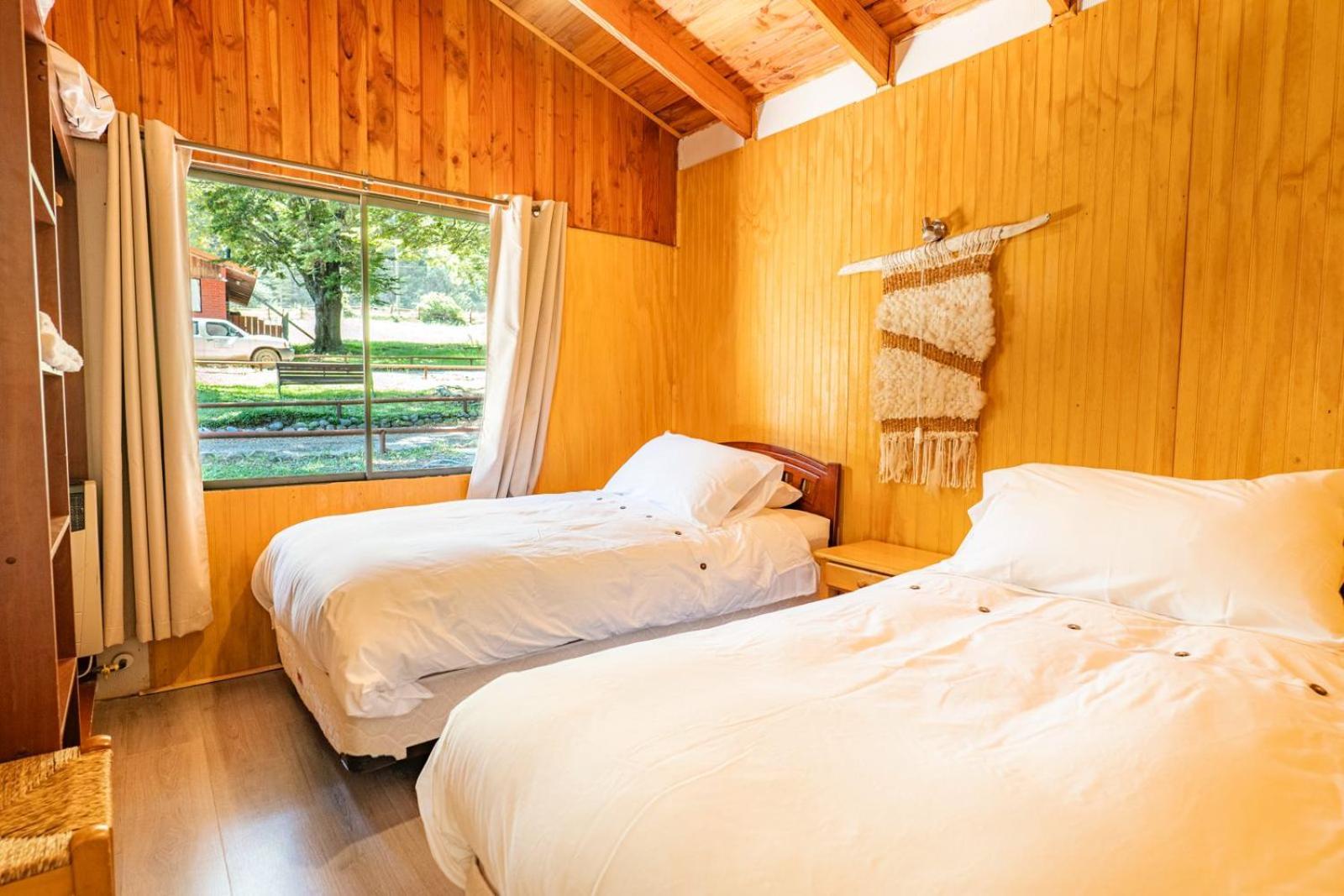 Cabanas Rapidos Del Rio Baker Puerto Bertrand 外观 照片